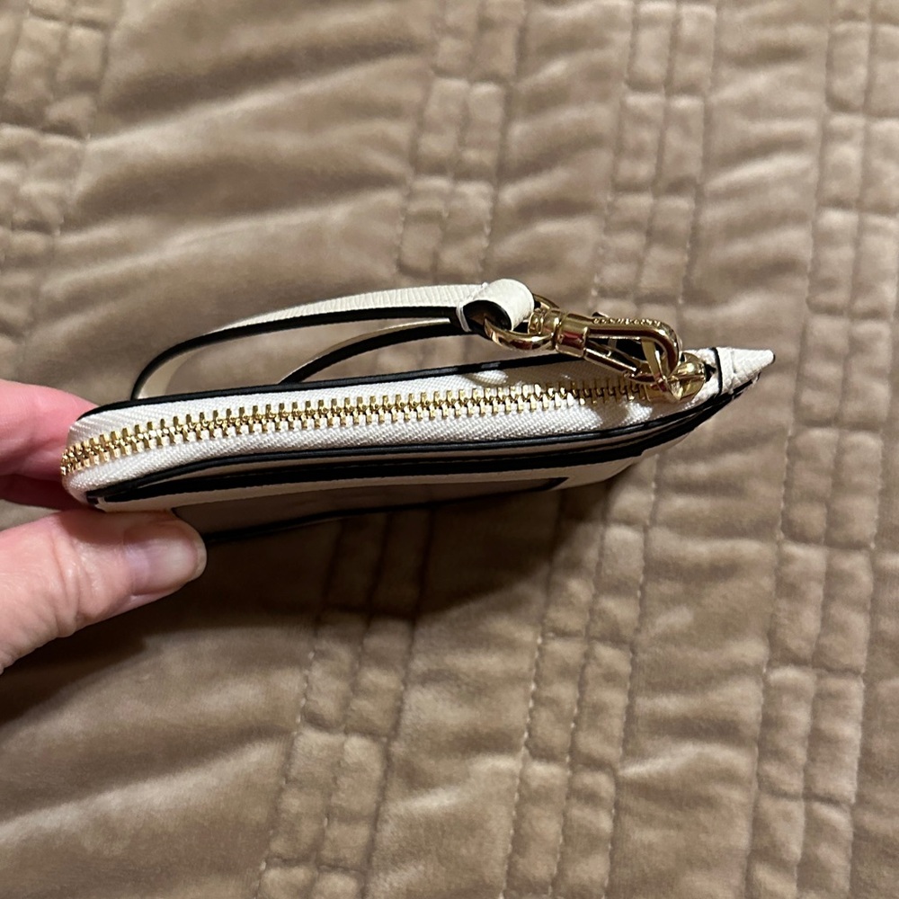 kate spade Cream Wristlet with Red Heart - Picture 3 of 3